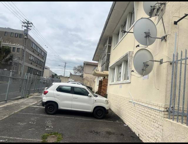 2 BEDROOM APARTMENT FOR SALE IN PAROW CENTRAL